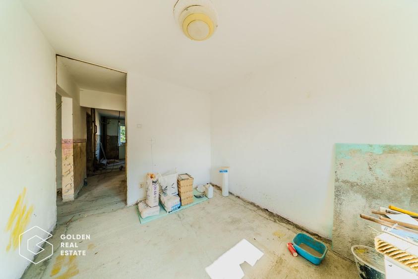 Apartament 3 camere, zona Alfa, decomandat