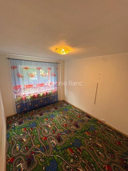 Apartament 3 camere , 2 băi în Brașov - 12