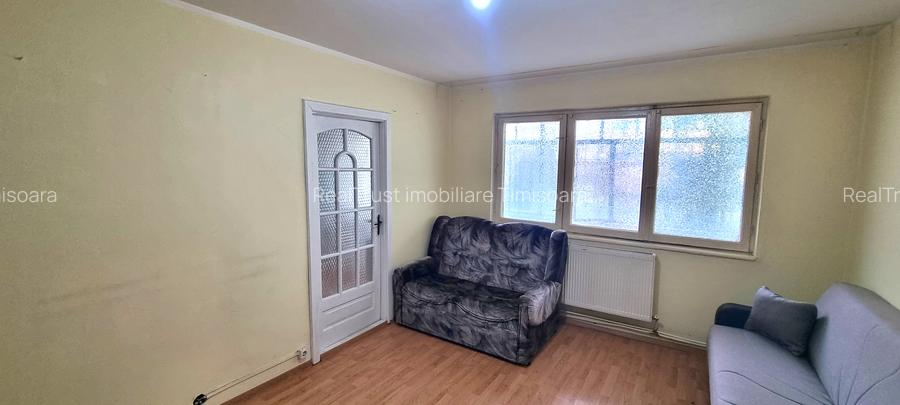 Apartament cu 2 camere, Complexul Studențesc, parter - 6