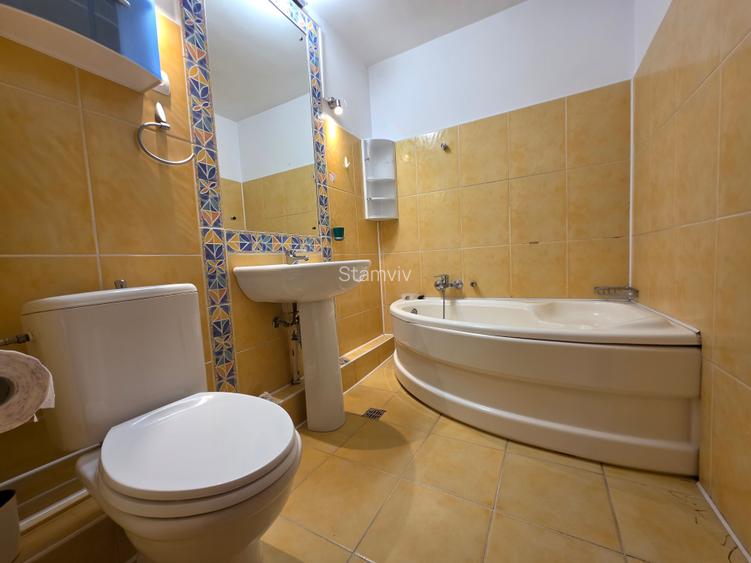 Spatiu de inchiriat cu 5 camere in zona Panduri / 13 Septembrie - 6