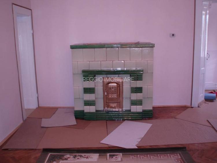 Casă cu 6 camere în Ultracentral - 3