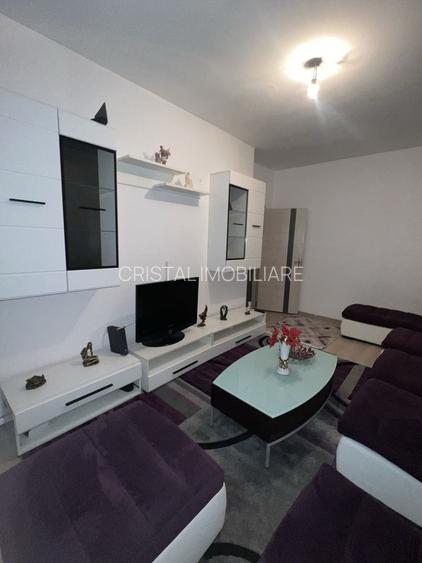 Inchiriere Apartament cu 3 camere Ozana, centrala proprie, demisol - 4