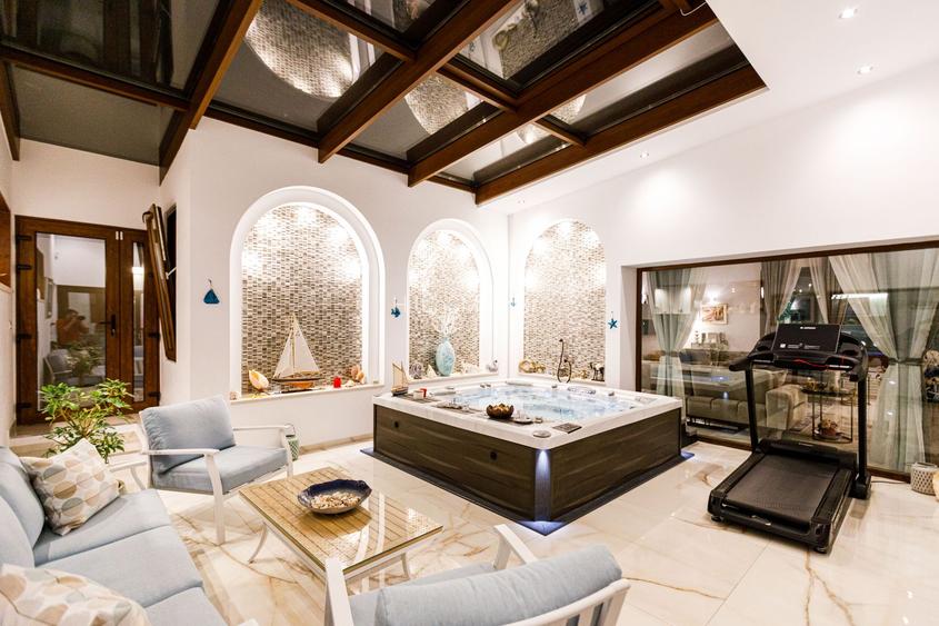 Proprietate unică – „Casa cu trei curți” semnata arhitect Romi Adam - 14