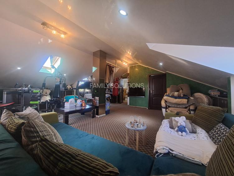 Casa individuala cu piscina. P+1+M. zona foarte buna - 17