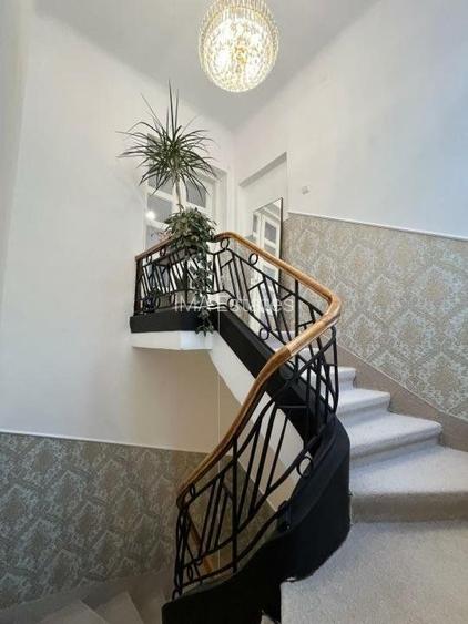 Vila renovata complet in zona Unirii - 2