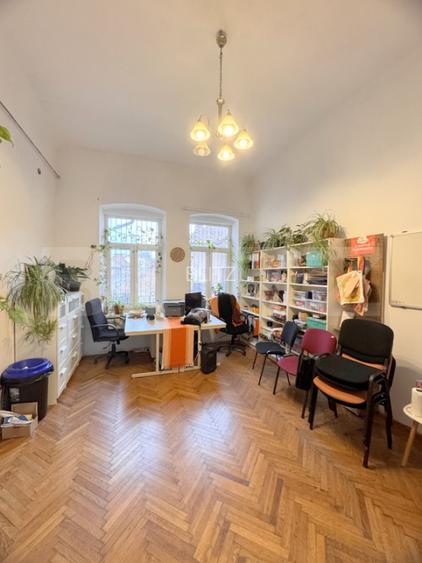 EXCLUSIV BLITZ :  Apartament 3 Camere, 121 mp, etaj 1, ULTRACENTRAL  ,  Parcare - 8