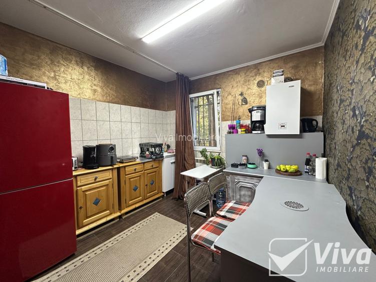 Spatiu comercial – Podu Ros, langa Redcube. 2 camere, 48 mp - 6