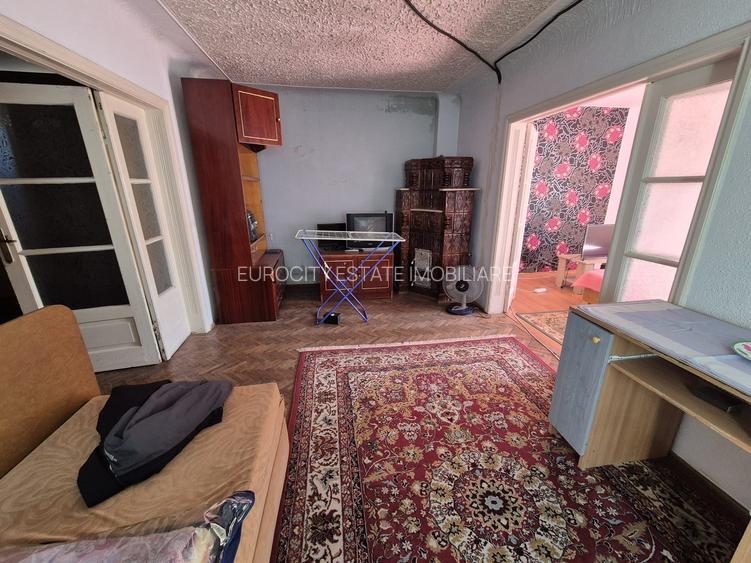Chiajna - str Eroului, vanzare 2 corpuri de casa - 8