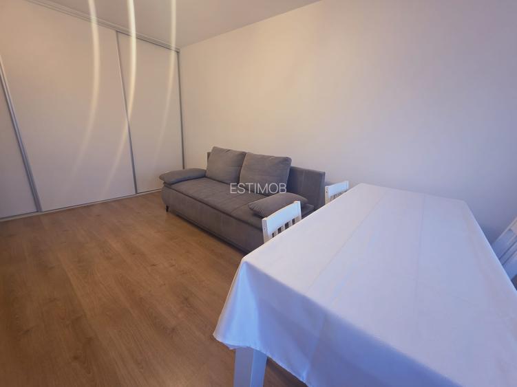 Inchiriez 2 camere decomantat pet friendly Tractorul zona Mega Image - 4