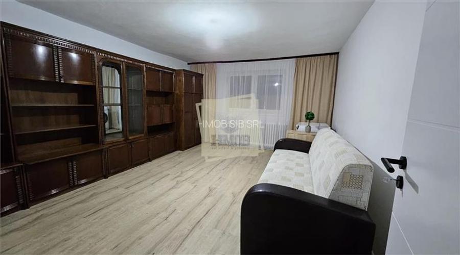 Casa cu 5 camere 2 bai garaj si 460 mp teren in Turnisor - 4