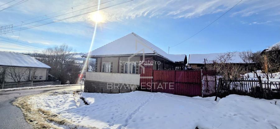 Casă de vânzare, 110 mp, 5 camere 1200mp teren , sat Voivodeni - 9