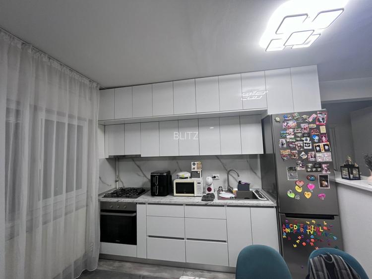 Apartament 3 camere, 71.62 mp, zona Lapus - 11