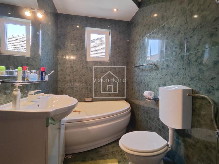 Casa individuala buna cu 4 camere 349 mp teren, 2 fronturi stradale, Lazaret - 18