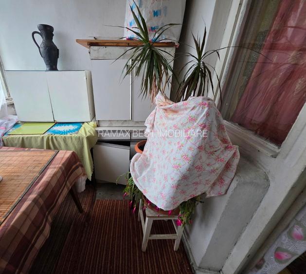 Lujerului, chiar pe Iuliu Maniu, vav piata Veternilor, 5 minute metrou - 10