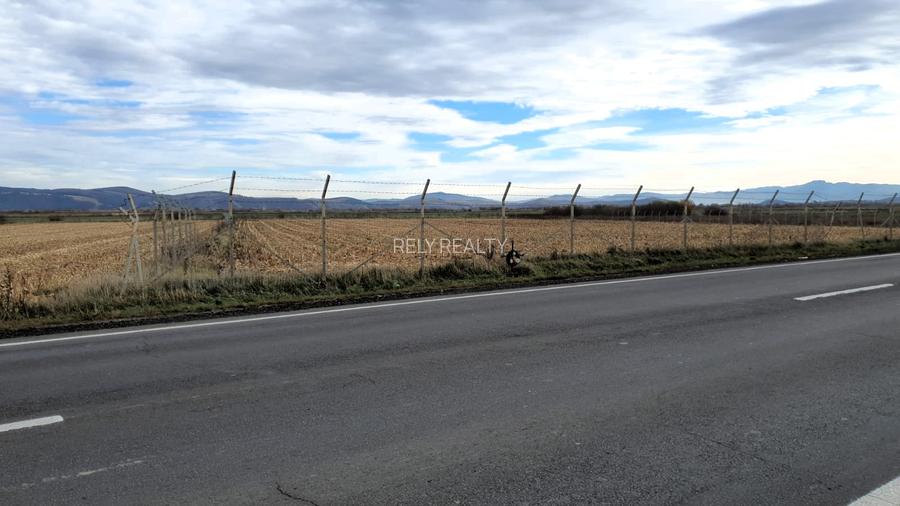 Vanzare teren intravilan industrial, DN 13, 14.450 mp, D: 84 m, PUZ, comision 0% - 6