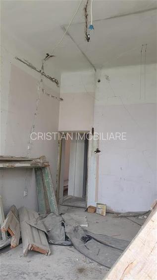 Casa P+1, teren 200 mp, cu spatiu comercial la parter - Republicii - 10