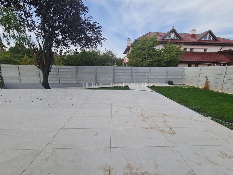 LUX | Casă Individuală | Iancu Nicolae | 10 camere - 16