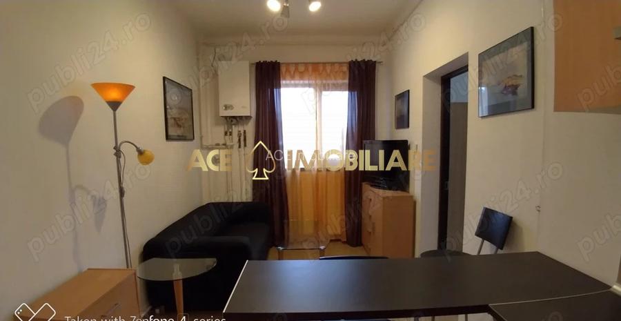 2 Camere de inchiriat | Romana | Centrala Termica | Metrou | - 2