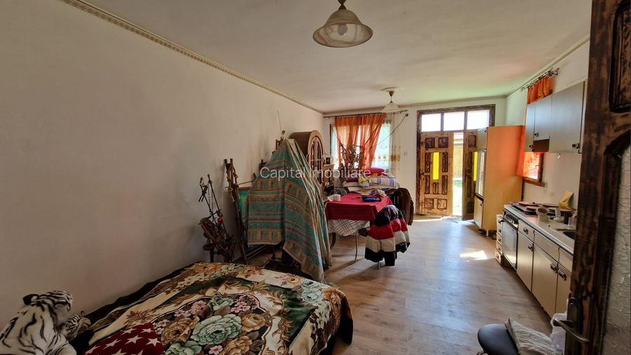 Casă cu 4 camere si 2 garaje de vanzare, Baia Sprie, Comision 0% - 4