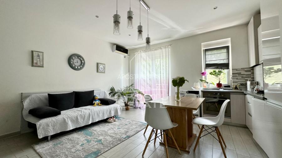 Apartament cu 3 camere de vanzare, etajul intai, Dumbravita - 2