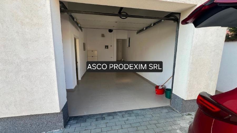 Vila cu piscina individuala Pipera Baneasa 5 camere 280mp, P+2 cu teren 986mp