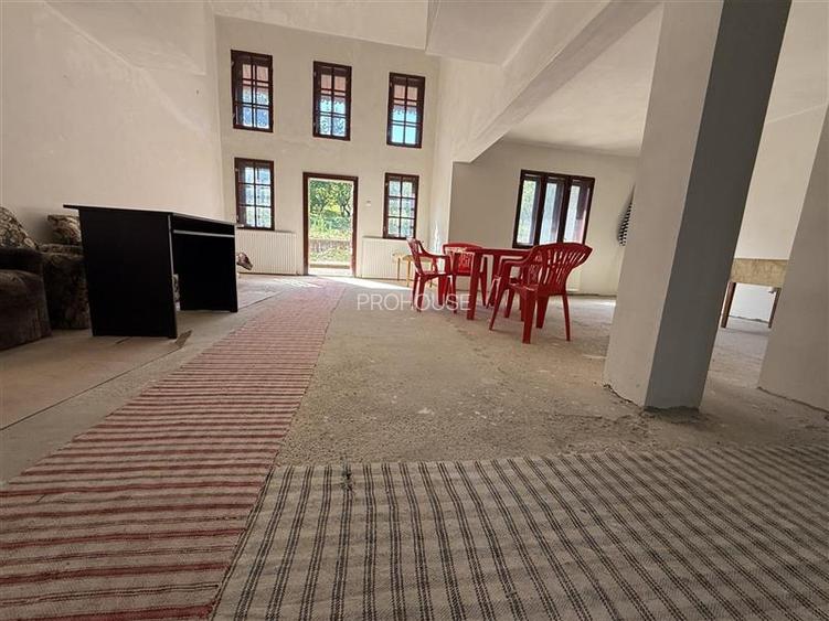 Vila cu teren generos - BARATI - POSIBILITATE DE PARCELARE TEREN - 8