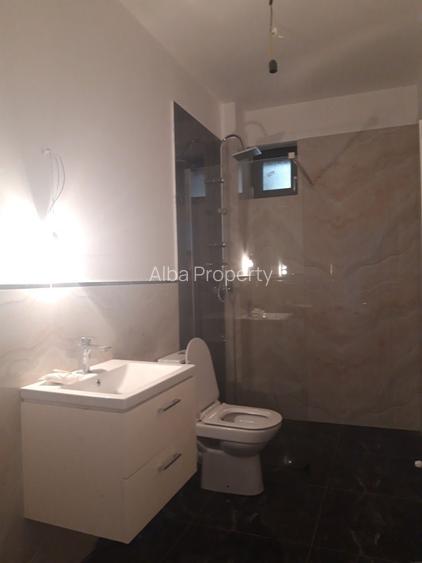 Apartament , bloc nou , zona  Cetate !!! - 6
