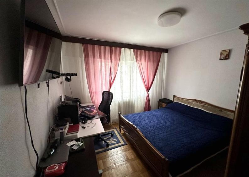 Apartament 3 camere decomandat etajul 3/4- Frumoasa - 2