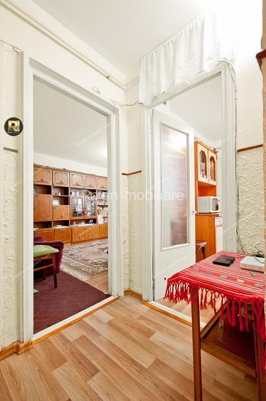 3 decomandate, in Galati, I.C Frimu, langa IFR, etaj 3, sup.68 mp - 4