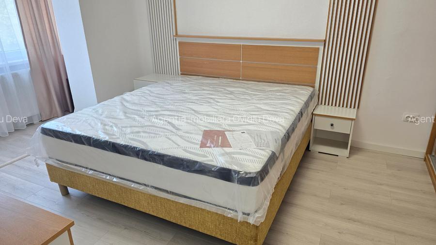 Inchiriez apartament 2 camere in Deva, zona ultracentrala (La Cal), et 1 - 6