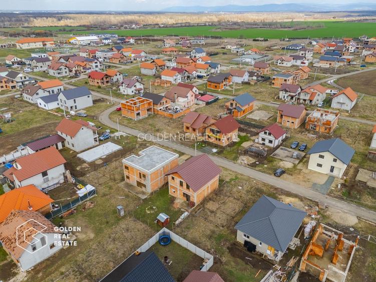 Casa  P+M  in  Fantanele,  ideală pentru personalizare - 36