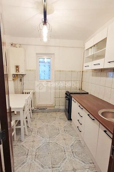 Pacurari, 3 camere decomandat, mobilat si utilat, etaj 1 - 3