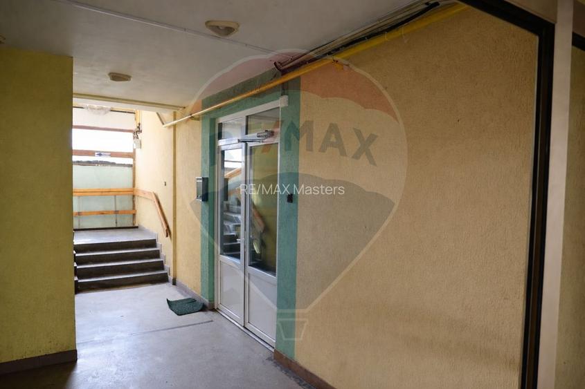 Spațiu comercial de vânzare - 15