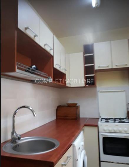 VANZARE GARSONIERA BLOC MIXT - 6