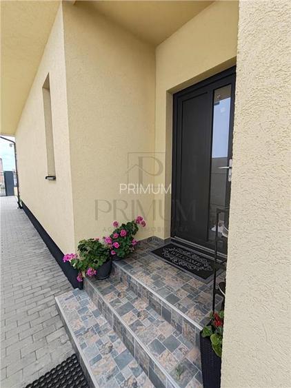 Duplex pe parter - mobilat - utilat - toate utilitatile - beci - pod mansardabil - 13