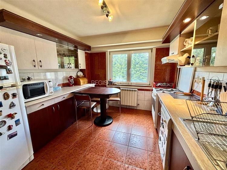 Apartament 4 Camere Central Predeal - 15