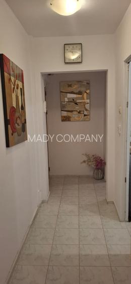 Apartament 3 camere , Et 1, Centala pe gaze, Balcon 48mp - 2