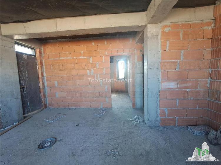 Vanzare Vila Tudor P+1+ casa parter /curte 1000 mp - 15