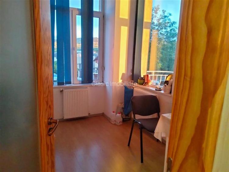 Vanzare apartament 4 camere deosebit, in vila zona LIDL Buna Ziua, Cluj-Napoca - 4