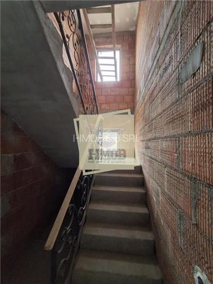 Casa cu 3 camere 2 bai si terasa in Cristian - 7