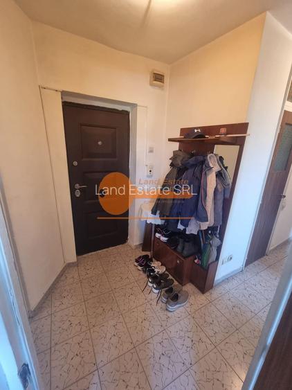 3 Camere la 3 minute Metrou Crangasi- Parc - Bloc Reabilitat - 10