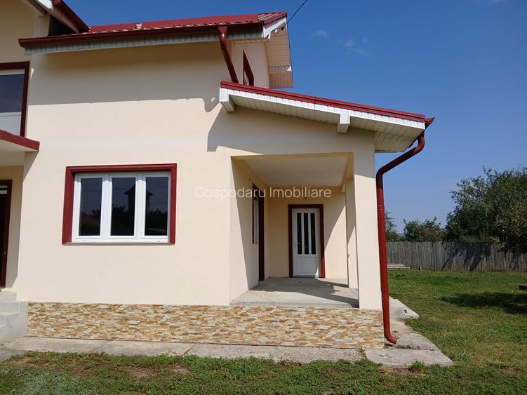 Casa noua "la gri" in Siscani - Adjud - 3