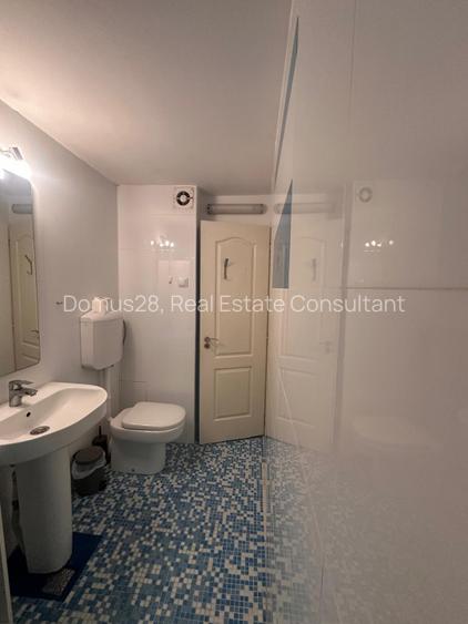 Garsoniera decomandata, etaj 2, Piata Muncii - 9