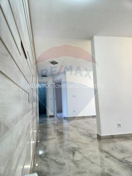 Apartament cu 4 camere de vânzare,  str. 1 Decembrie 1918 - 11
