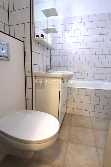 1 camera in Complexul studentesc langa BRD, cu centrala proprie - 9