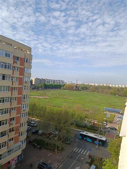 Apartament de 3 camere  metrou Titan - 3