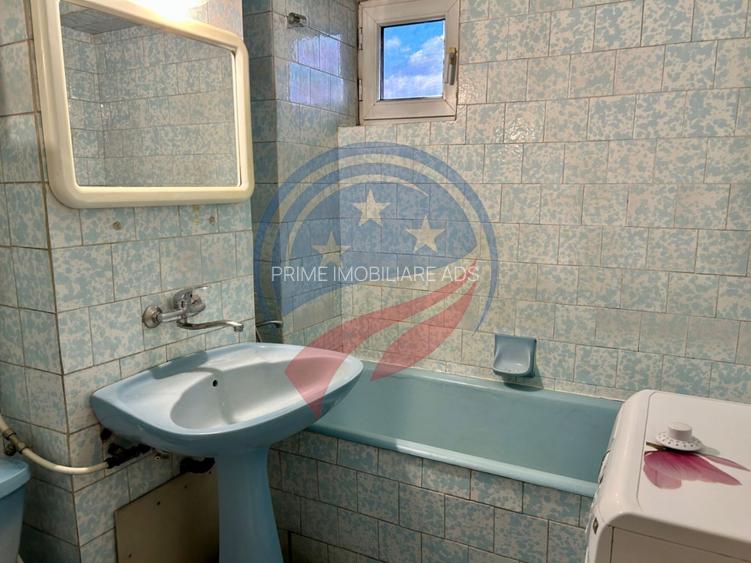 Apartament 3 camere decomandat, 2 băi, Ultracentral, etaj 6/7 - 6