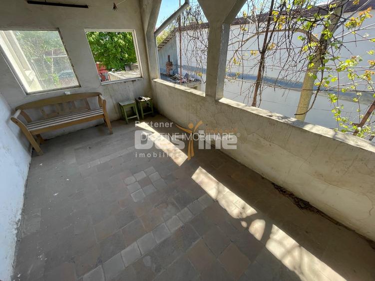 CASĂ + TEREN 385 MP | GARAJ | ZONA PETRICANI – GHERGHITEI | BUCUREȘTI - 8