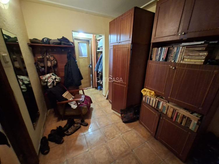 Apartament cu 2 camere, decomnadat, zona Cug - 4