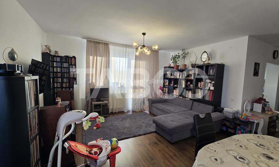 Apartament de vanzare 3 camere 93mp 2 bai balcoane zona Rahovei Sibiu - 2